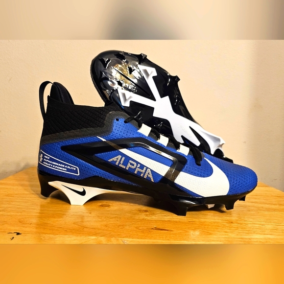 Nike Men's 10 Alpha Menace Elite Football Cleats Hyper Royal